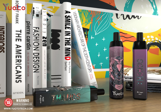Strawberry Watermelon Ice 5000 Puffs Vape Pod Yuoto Thanos Mesh Coil 14ml Ejuice 650mAh Batería de China