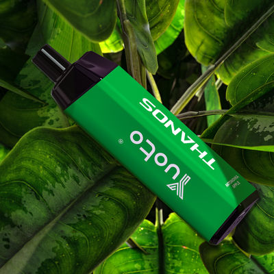 Batería recargable electrónica 650mAh de Yuoto Vape del cigarrillo de la botella disponible de los soplos de la venta al por mayor 5000 de la fábrica