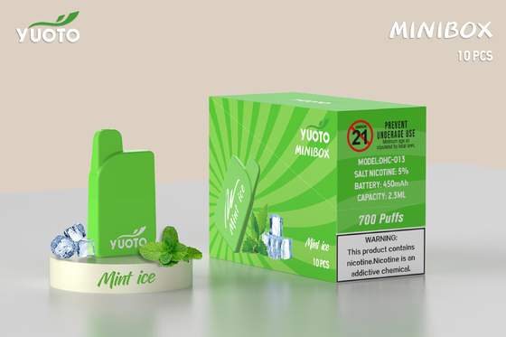 Yuoto que sopla Mini Box 700 Vape 15 condimenta 2,3 ml Juice Capacity
